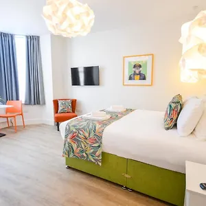 https://the-birchover-residences-trent-bridge.hotelsin-nottingham.com